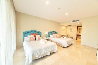 Beachfront Lux condo with private terrace - Punta Cana - 9
