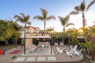 Entire house - 4 Bedroom & 2 Bath, 5 Min to Beach - Oceanside - 7