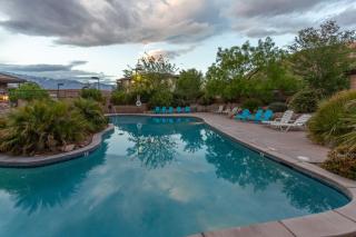 B9 Zion National Park Rental Top Floor 2-bedroom Hillside View - Washington - 5