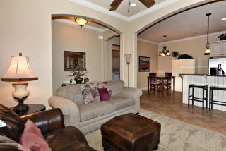 B9 Zion National Park Rental Top Floor 2-bedroom Hillside View - 4