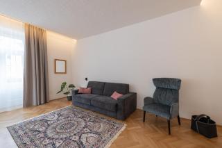Meranosuites - 3