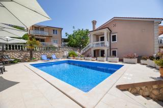 Apartment Krebelj by El-Pi Tours - Malinska - 2