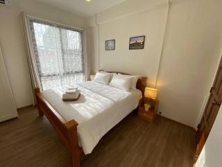 1 min walk to BTS, 3 Bed 3 Bath, Entire House - Bangkok - 3