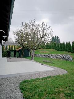 Münsing Nähe Starnberger See, schöne Ferienwohnung, Gästewohnung 125qm EG und OG KONTAKTFREI - Münsing - 1