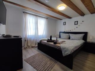 FeWo Innenstadt mit Dachterasse, Grill, bis 8 Personen, 3 SZ - Cochem - 6