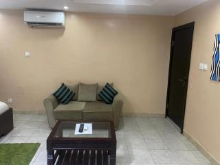 Studio B, (Studio Apartment) Hillside Gardens - Lagos - 1