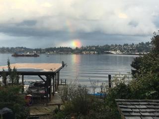 Fun Waterfront Home w/ Boat, Kayaks -Central Seattle! - 1