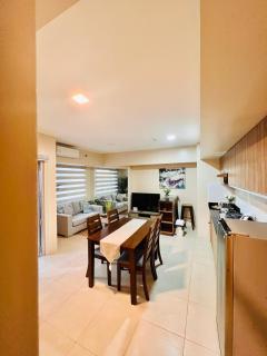 * * *H Incomparable Value - Iloilo - 3