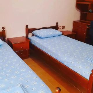 Familiar Apartment! Unwind with Beach & Sea Views! - Sarandë - 3