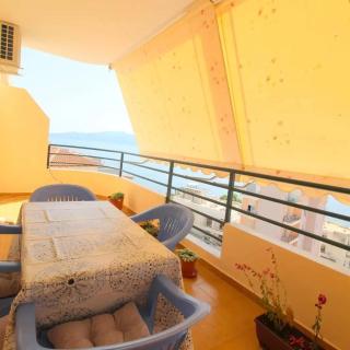 Familiar Apartment! Unwind with Beach & Sea Views! - Sarandë - 8