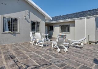 Seafront Retreat in Sandbaai - Hermanus - 8