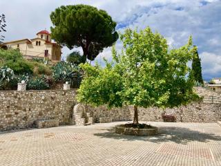 Greek Village house Peloponnese big yard - Aigio - 1