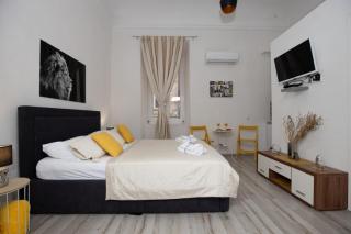 Lovro Studio Apartments - 8