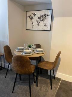 Poplar House-2Bedroom house in town centre with free Parking by ShortStays4U - Kings Lynn - 2