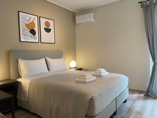 Modern & Spacious 3BR apartment - Athens - 8