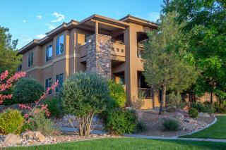 D3 Spacious Sunset Suite Second Floor 2-bedroom - Washington - 2