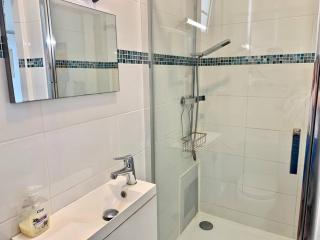 Blue Summer Vibes - Mini Studio 2 - AC, parking, beach at 50m, SPA discnt - 2