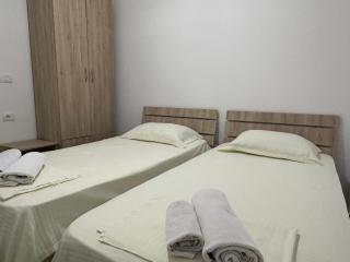 EME APARTMENTS - Kompleksi Lura 2 Gjiri i Lalzit - Durazzo - 2