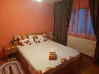 Casa G - 23 Agosto (Douăzeci şi Trei August) - 4