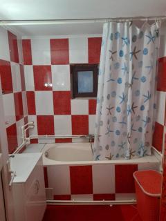 Casa G - 23 Agosto (Douăzeci şi Trei August) - 2