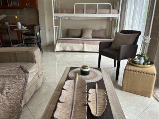 Apartment on main pedestrian street with view - Nea Kalikratia - 1