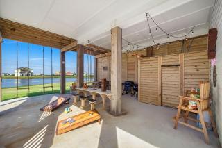 New Home w/ Amazing Views-Close to Beach, Bay, & Galveston Island State Park - Galveston - 6