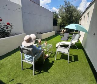 L'olivier TESSA Hôtesse suite 30m2 terrasse 20m2 - La Celle - 4