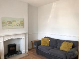 Hilltop Cottage - Renishaw - 5