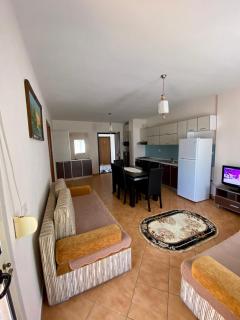 Rayde Apartments - Golem - 7