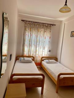 Kleri Apartments - Golem - 3