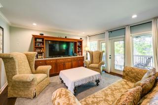 Spacious High Point Vacation Rental with Yard! - High Point - 9