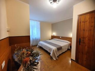 Altavilla Albergo meublé - Tirano - 1