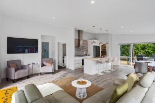 Our Happy Place - Waihi Beach Holiday Home - Waihi Beach - 4