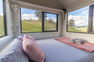 Heathcote Valley Tiny House - Tiny Stays - Tooborac - 9