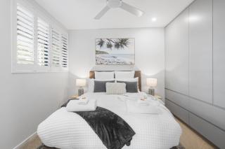 Dicky Beach Original - 2 Bed Downstairs Studio 200m to Beach - Caloundra - 3