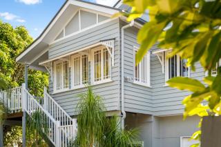 Dicky Beach Original - 2 Bed Downstairs Studio 200m to Beach - Caloundra - 8