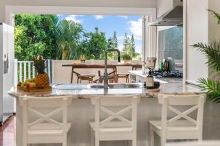 Stunning 4 Bedroom Beach House - Dicky Beach Original - Caloundra - 2