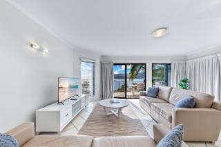 Whitsunday Beachfront Apartment on Broadwater - Airlie Beach - 8