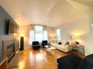 NEW Modern 4BD I 2BA Home 30MIN to Berkeley,SF,Napa - Rodeo - 4