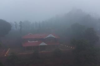 Regal Retreat by VEO - Part of StayVista - 4