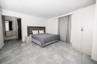 Salmiya Grand Hotel - 3