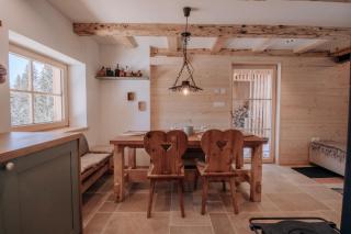 Lovely Cottage in a mountain wilderness of the National Park - 2