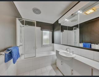 Golf Views Apartment - Mulwala - 4