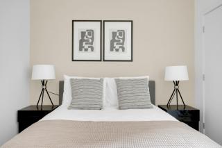 H St Studio w Rooftop Pool Gym nr Metro WDC-511 - 1