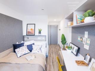 Ensuite Bedrooms with Shared Kitchen at Onyx located in Birmingham - 9