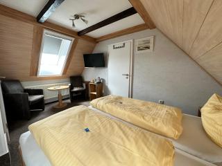 Hotel Peters Schwalbennest - Neuharlingersiel - 6