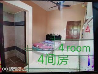 Cozy homestay in Gunung Ledang - 9