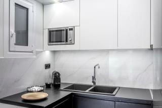 Central 2BR Apartment in the Heart of Athens - 5