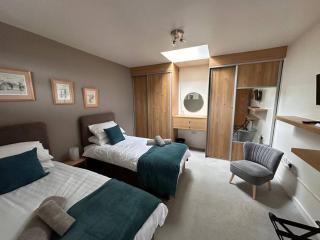 Ridge House Stables - Ashford - 7