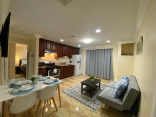 Huntington Beach adorable 2 bedrooms, 2 bathrooms - Huntington Beach - 6